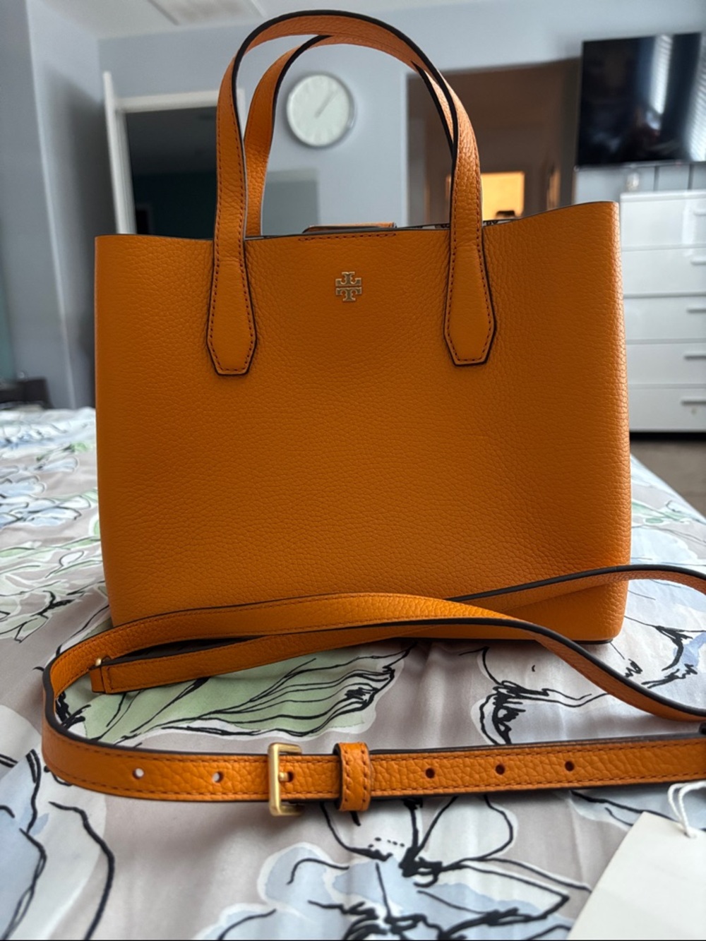 Tory Burch Vibrant Orange Pebbled Leather Tote with Crossbody Strap LIKE NEW